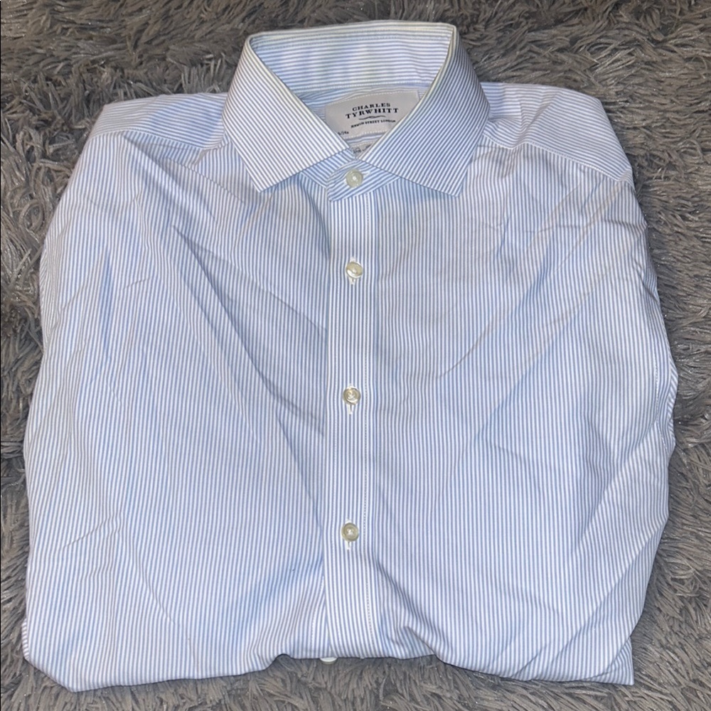 Charles Tyrwhitt Blue and White Dress Shirt with Subtle Pattern